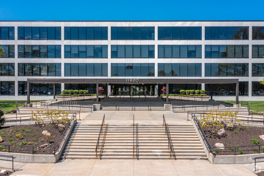 More Photos Of 11500 NW Ambassador Dr, Kansas City Office For Lease