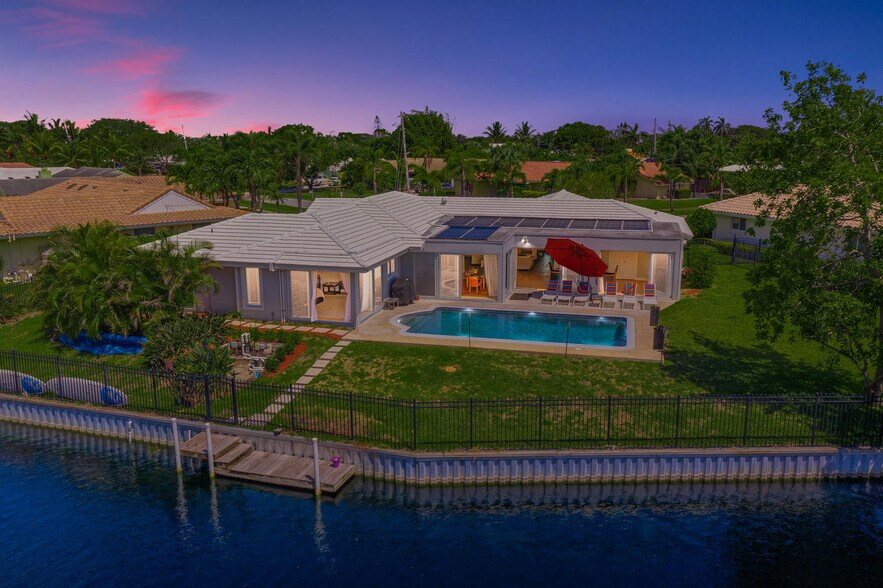 Primary Photo Of 1768 Tudor Rd, North Palm Beach Specialty For Sale