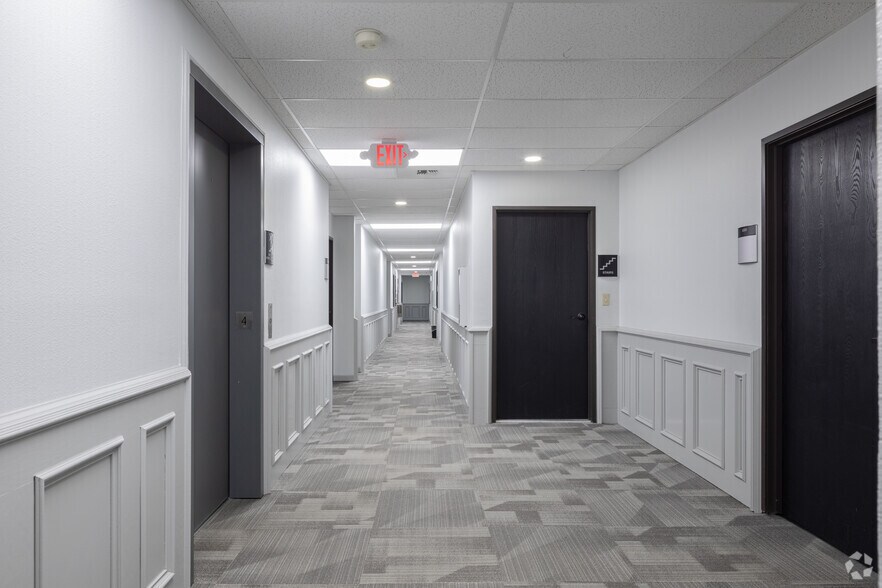 More Photos Of 15200 E Girard Ave, Aurora Medical For Sale