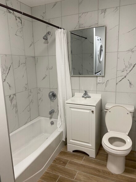 More Photos Of 85 Henry St, San Francisco Apartments For Sale