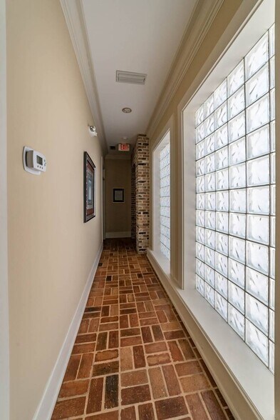 More Photos Of 1414 25th Ave, Gulfport Medical For Lease