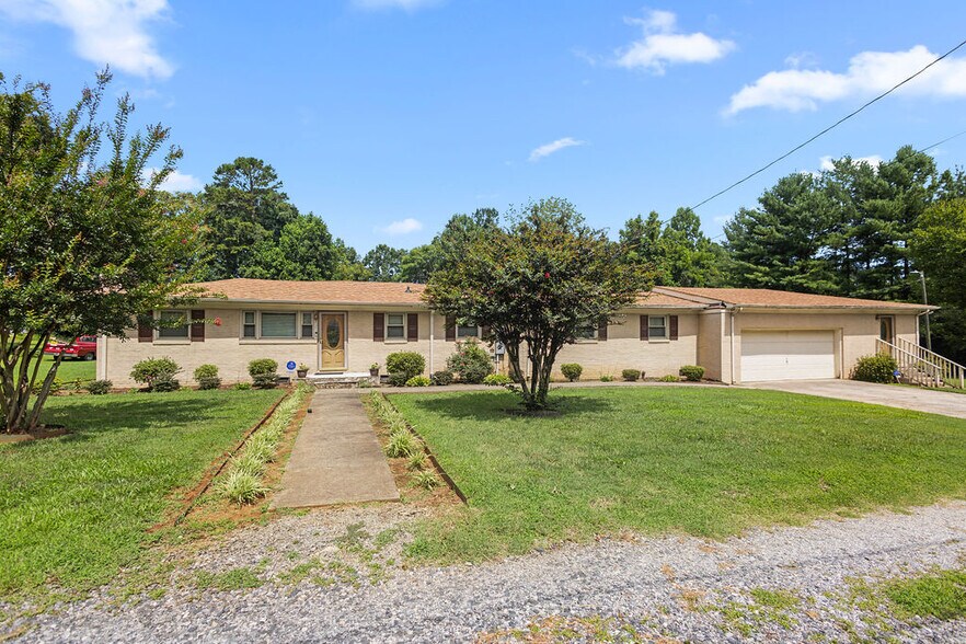 More Photos Of 950 Totten Rd, Gibsonville Freestanding For Sale
