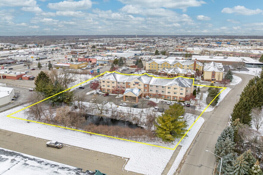 More Photos Of 3930 Stahl Dr SE, Grand Rapids Hotel For Sale