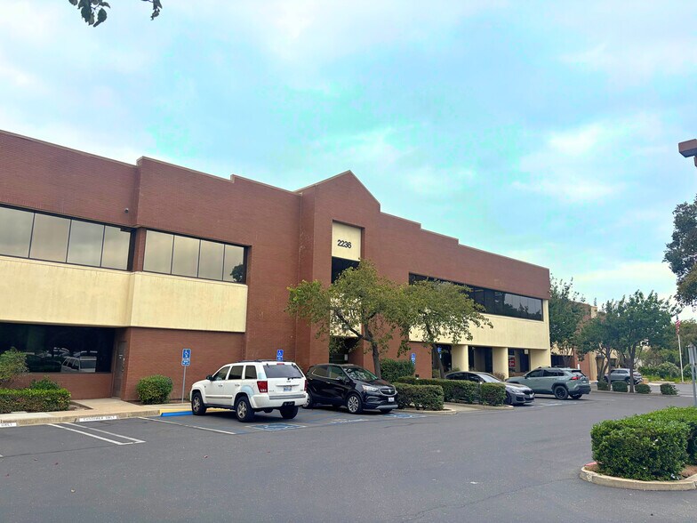 Primary Photo Of 2236 S Broadway, Santa Maria Office For Lease