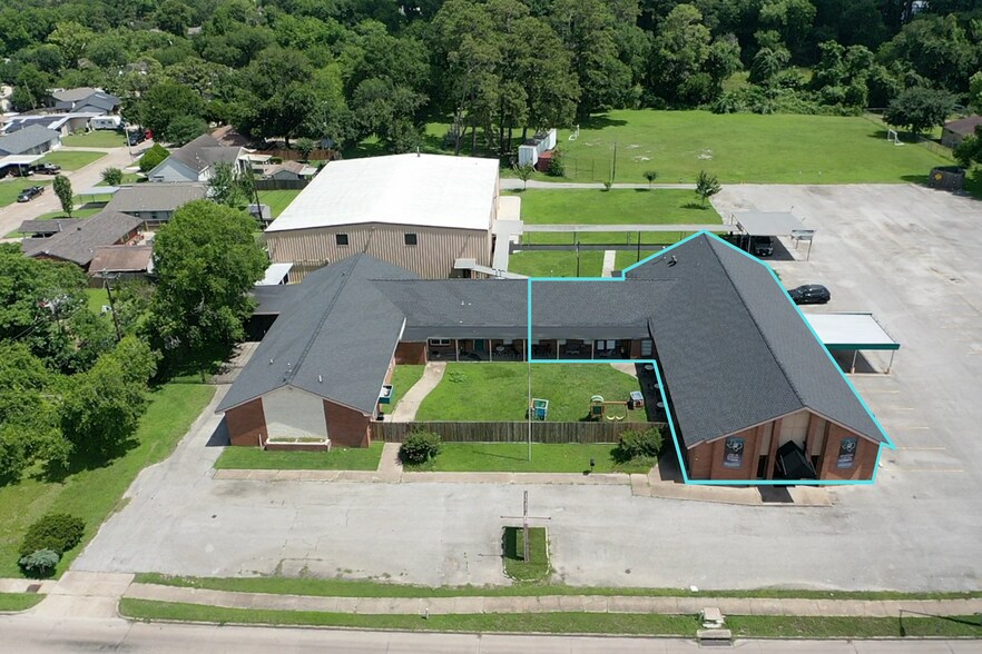 Primary Photo Of 6730 W Tidwell Rd, Houston Religious Facility For Lease