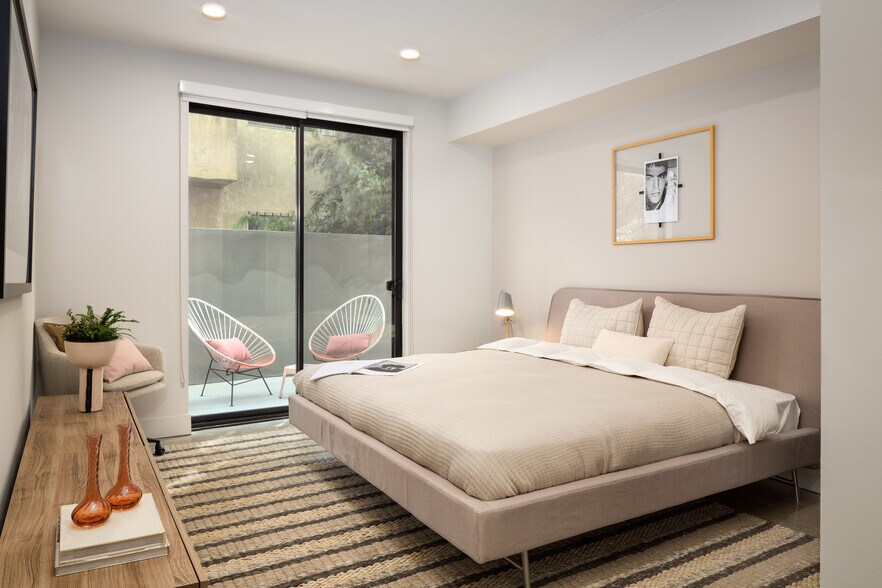 More Photos Of 3675 Dunn Dr, Los Angeles Apartments For Sale