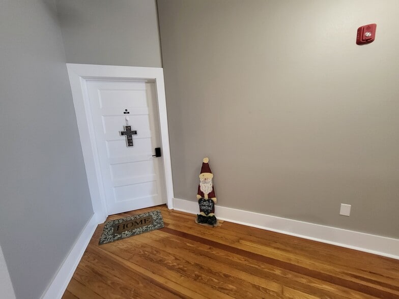 More Photos Of 223 W 3rd St, Joplin Apartments For Sale