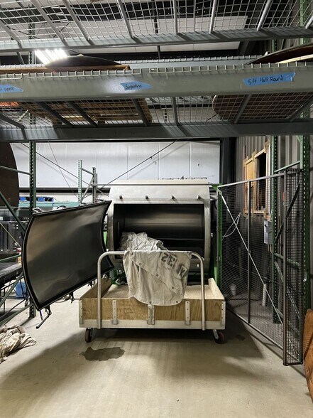 More Photos Of 160 N Branford Rd, Branford Warehouse For Sale