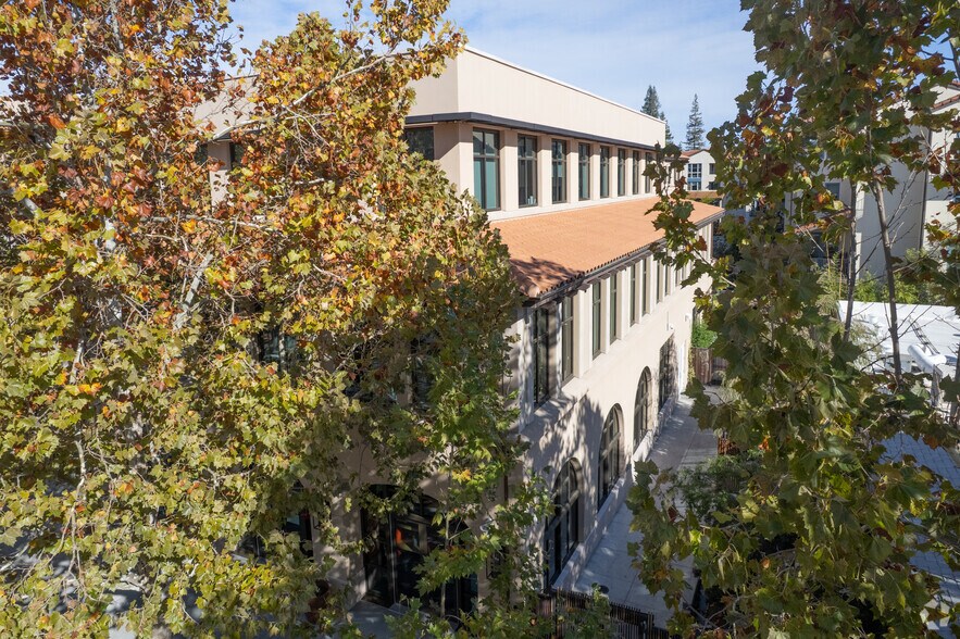 More Photos Of 1300 El Camino Real, Menlo Park Coworking Space