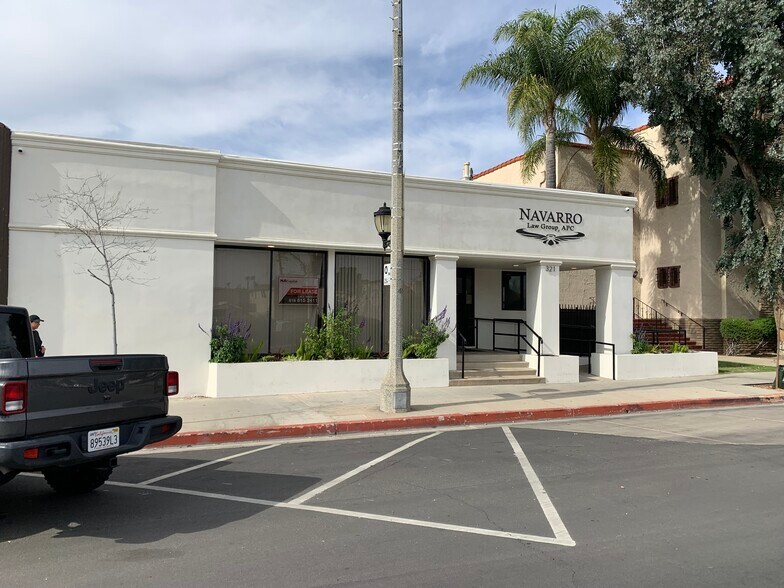 Primary Photo Of 321 N Maclay Ave, San Fernando Medical For Lease
