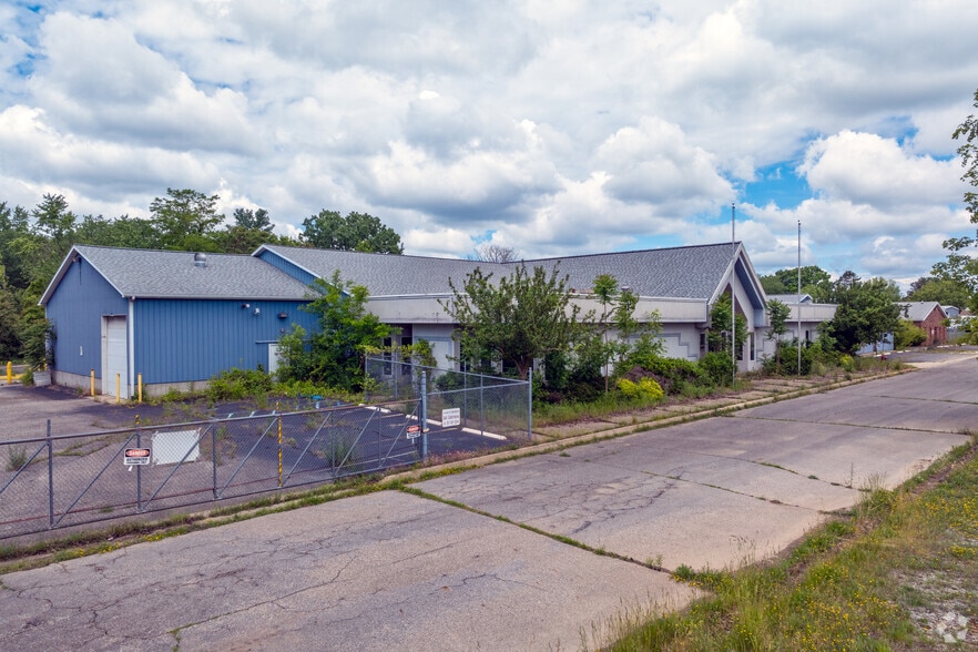 More Photos Of 1610 Clara St, Jackson Warehouse For Sale