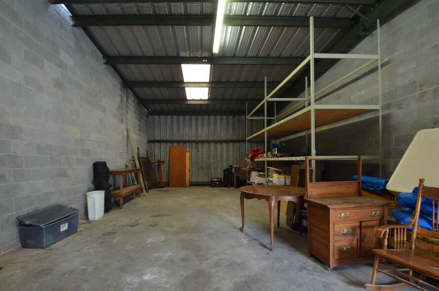 More Photos Of 3223 Platt Springs Rd, West Columbia Warehouse For Sale