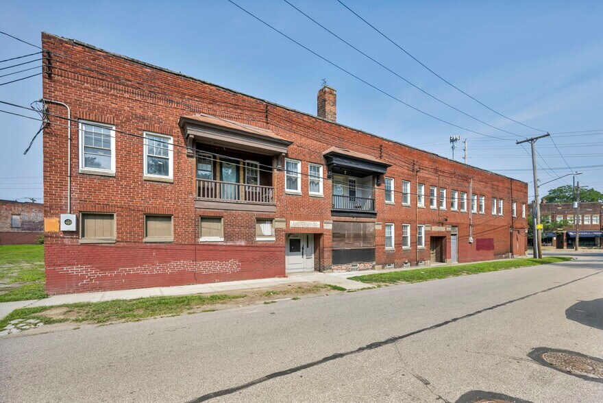 More Photos Of 18614 St Clair, Cleveland Apartments For Sale