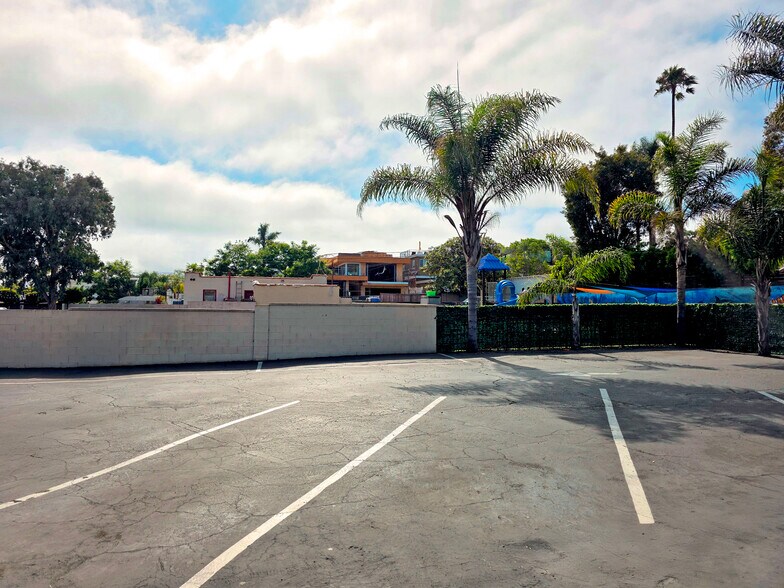 More Photos Of 1063 Aviation Blvd, Hermosa Beach Religious Facility For Sale