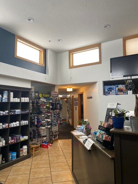 More Photos Of 114 Village Pl, Dillon Office For Sale