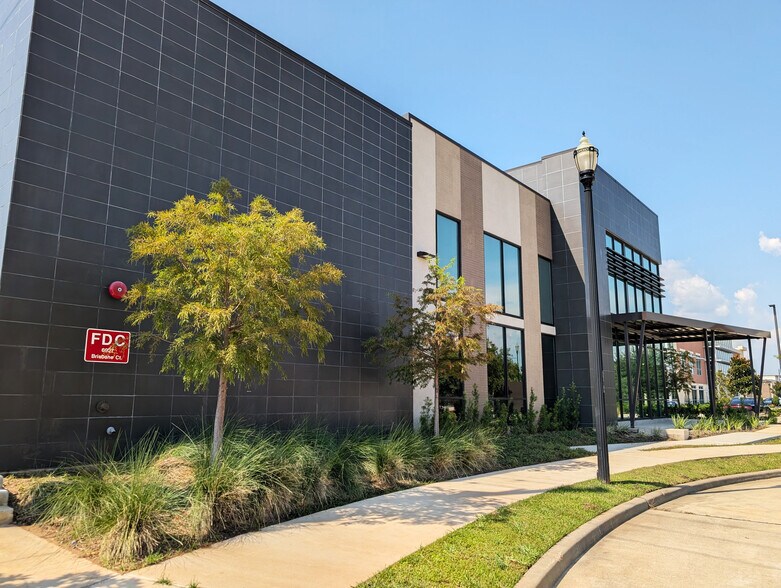 More Photos Of 6927 Brisbane Ct, Sugar Land Medical For Lease