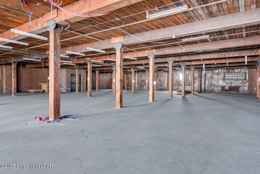 More Photos Of 64 E Union St, Wilkes-Barre Warehouse For Sale