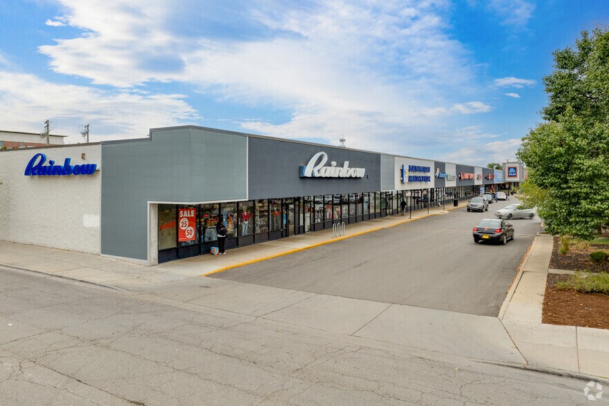 More Photos Of 800 N Kedzie Ave, Chicago Unknown For Lease