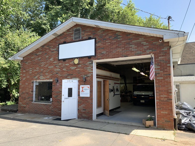 More Photos Of 1314 E Elizabeth Ave, Linden Light Distribution For Sale