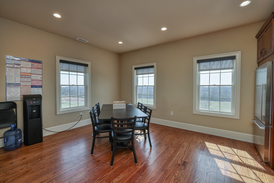 More Photos Of 2189 2nd Street Pike, Newtown Healthcare For Lease