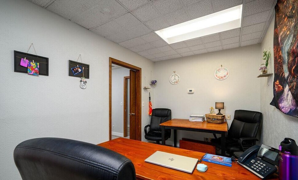 More Photos Of 456 Fulton St, Peoria Office For Sale