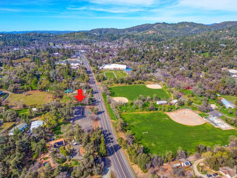 More Photos Of 382 CA-4, Murphys Office For Sale