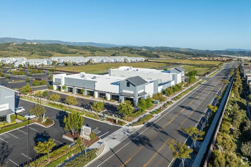 More Photos Of 28650 Airoso St, Rancho Mission Viejo Unknown For Lease