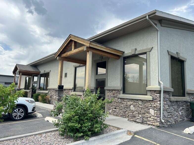 More Photos Of 750 W Quinn Rd, Pocatello Medical For Sale