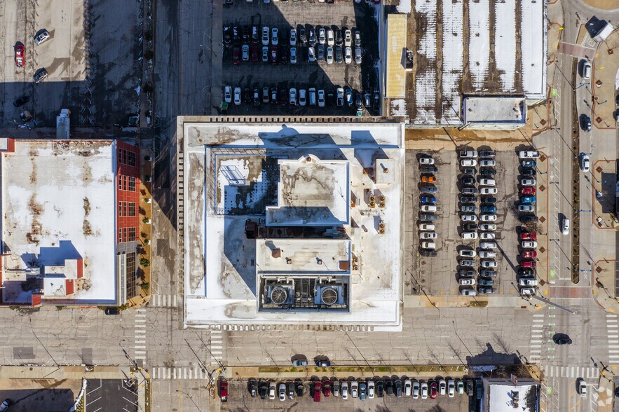 More Photos Of 907 S Detroit Ave, Tulsa Office For Lease