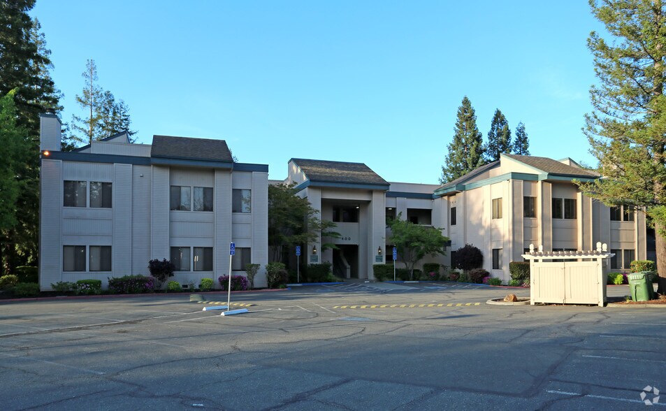 More Photos Of 400 El Cerro Blvd, Danville Office For Sale