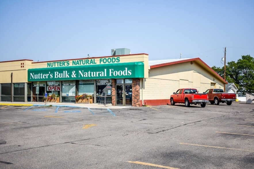 More Photos Of 2621 5th Ave, Scottsbluff Storefront Retail Office For Sale