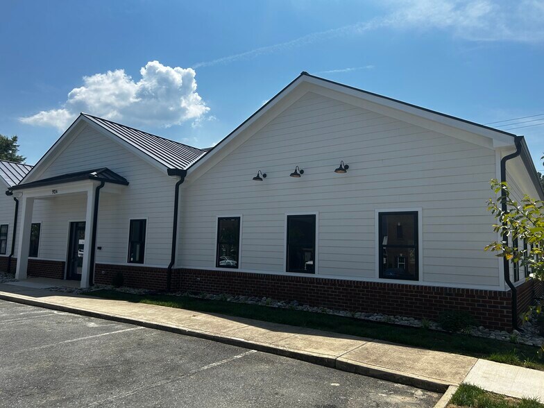 More Photos Of 9124 Courthouse Rd, Spotsylvania Office For Lease