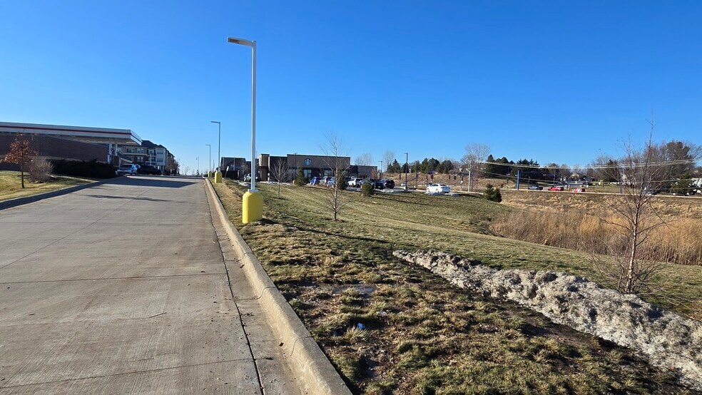 More Photos Of 147 West End Cir, Verona Fast Food For Lease