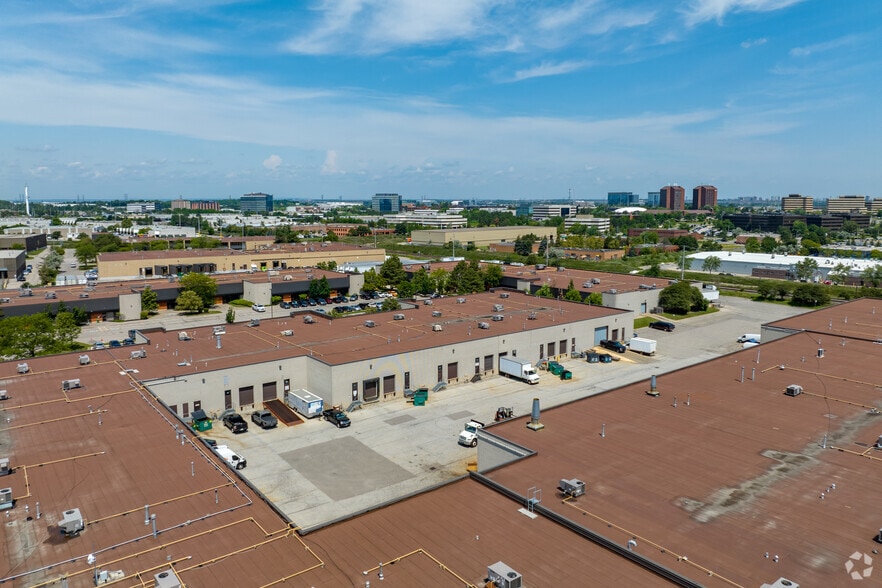 More Photos Of 6535 Millcreek Dr, Mississauga Flex For Lease