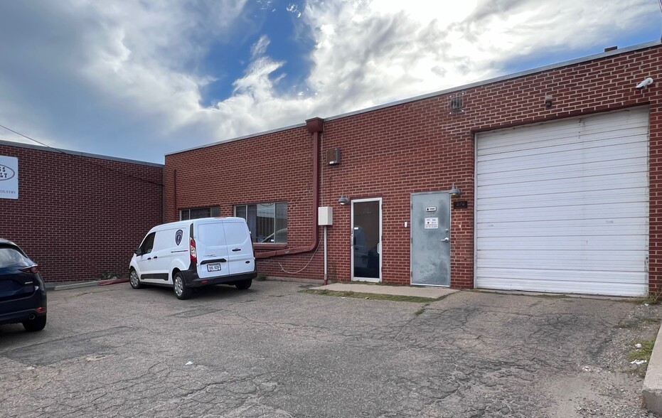 Primary Photo Of 375 Yuma St, Denver Warehouse For Sale