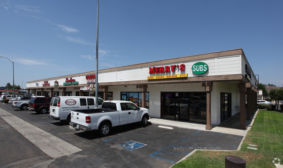 More Photos Of 12324-12346 Woodside Ave, Lakeside Unknown For Lease