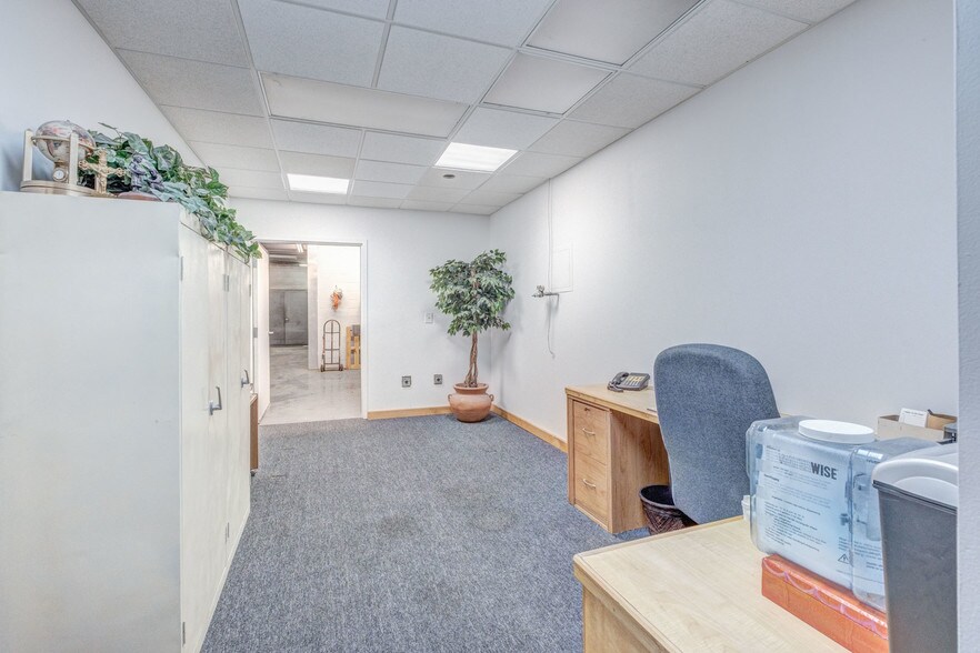 More Photos Of 800 SW 15th Ave, Delray Beach Warehouse For Sale