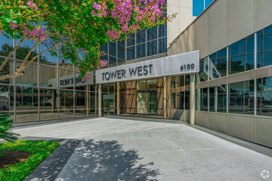 More Photos Of 6100 Bandera Rd, San Antonio Office For Lease