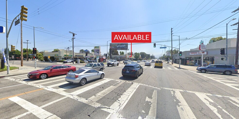 More Photos Of 13541-13559 Roscoe Blvd, Panorama City Unknown For Lease