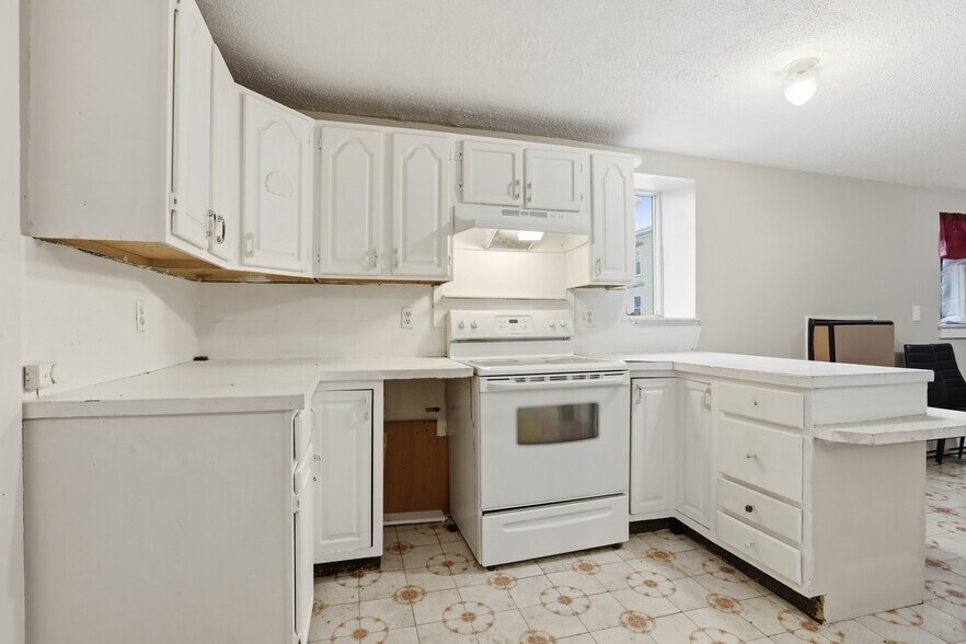 More Photos Of 727 Summer St, Lynn Industrial For Sale