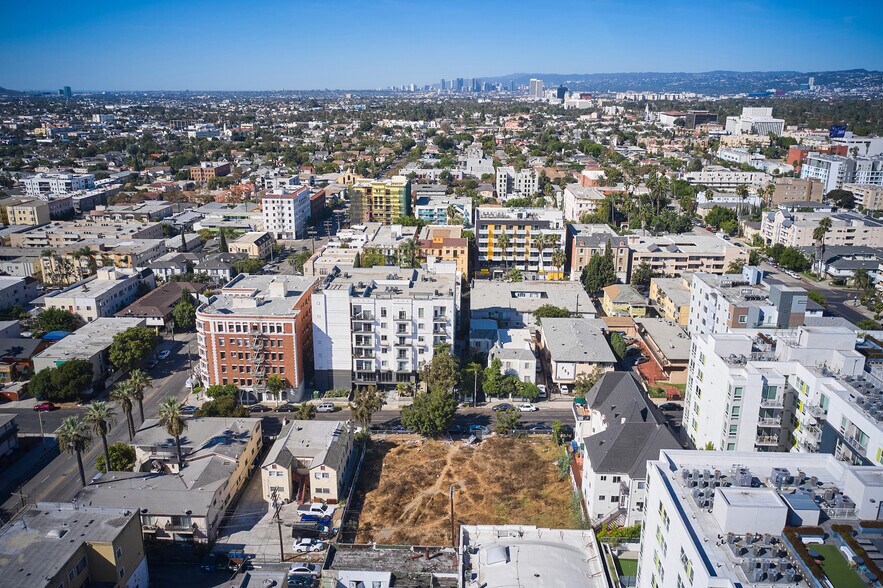 More Photos Of 728 S Manhattan Pl, Los Angeles Land For Sale