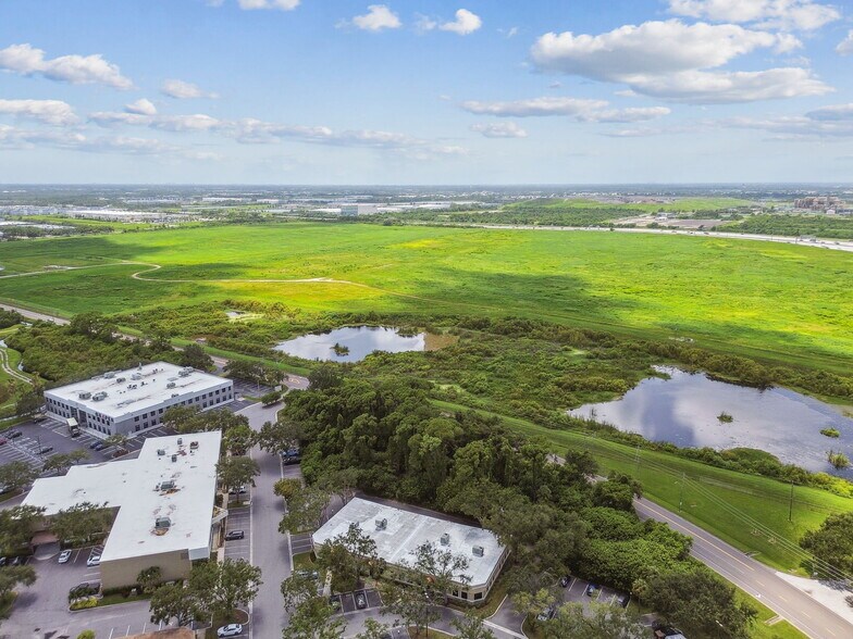 More Photos Of 10901 Danka Cir N, Saint Petersburg Office For Sale