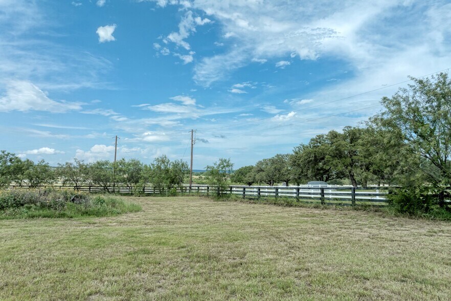 More Photos Of 25300 Haynie Flat Rd, Spicewood Land For Sale