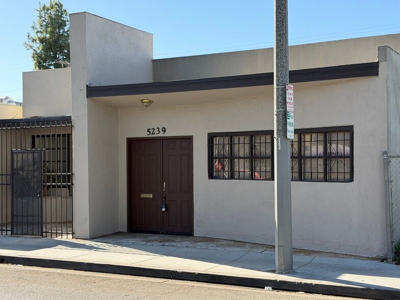 Primary Photo Of 5239 Atlantic Ave, Long Beach Freestanding For Sale