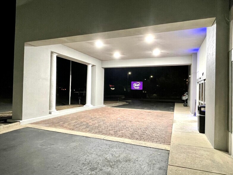 More Photos Of 4577 E Highway 20, Niceville Hotel For Sale