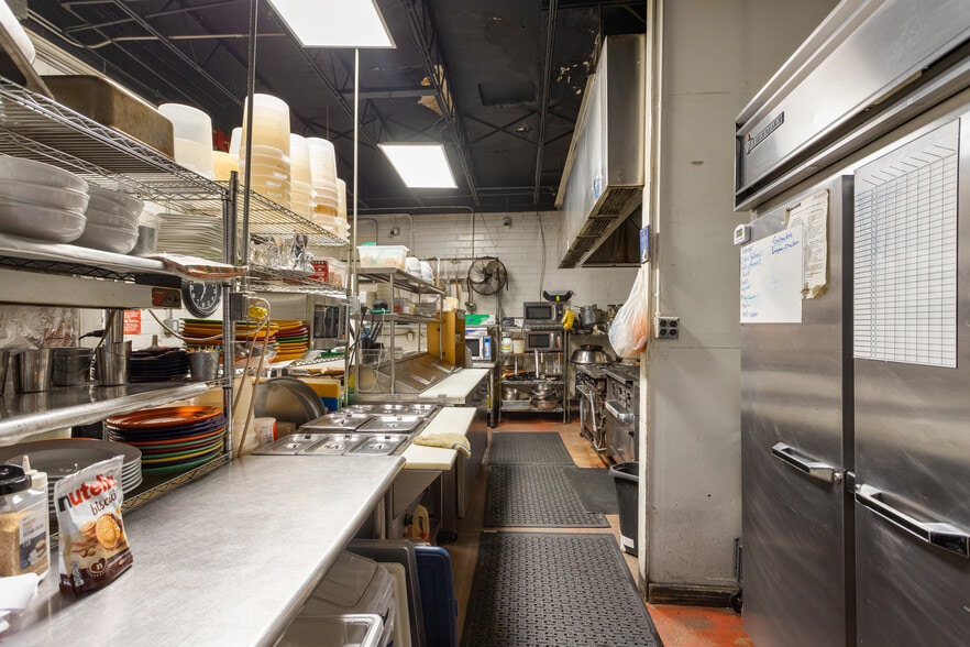 More Photos Of 202 Tombstone Canyon, Bisbee Restaurant For Sale