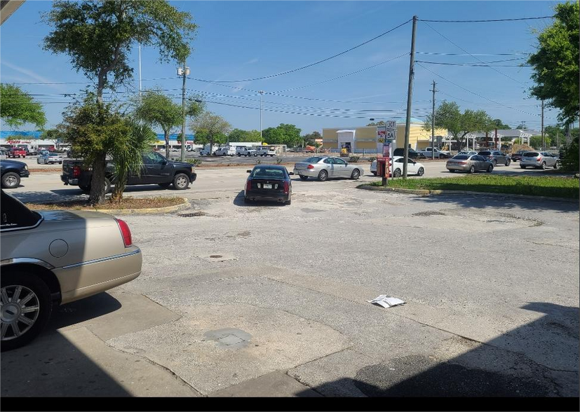 More Photos Of 1027 Mason Ave, Daytona Beach General Retail For Sale