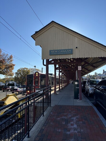 More Photos Of 39-51 Pine St, New Canaan Medical For Sale