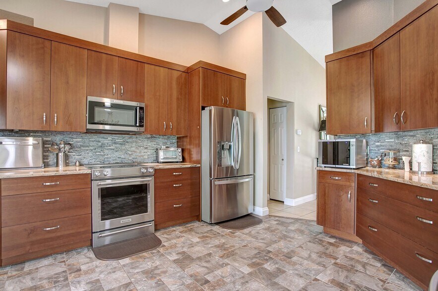 More Photos Of 19616 Livingston Ave, Lutz Land For Sale