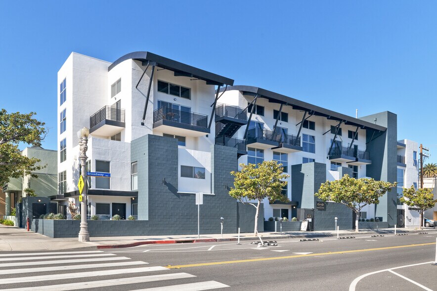 Primary Photo Of 1617 Broadway, Santa Monica Loft Creative Space For Sale